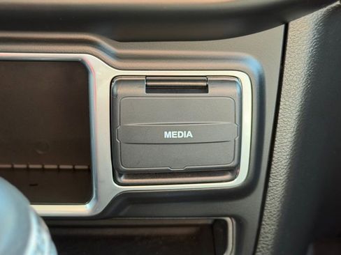 Used 2023 Jeep Wrangler Sport AWD/4WD image 18