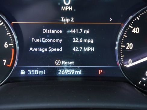 Used 2023 Buick Envision Essence image 7