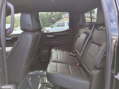 New 2026 Chevrolet Silverado 1500 High Country w/ Midnight Edition AWD/4WD image 13