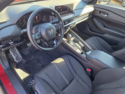 Used 2023 Honda Accord Sport image 10