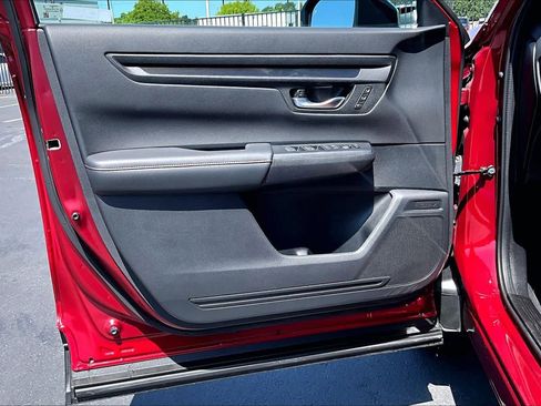 Used 2025 Honda CR-V Sport-L image 25