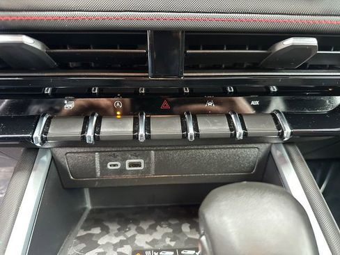 Used 2023 Chevrolet Colorado Z71 w/ Z71 Convenience Package 2 image 36