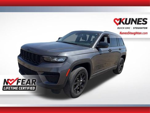 Used 2024 Jeep Grand Cherokee Altitude AWD/4WD image 6