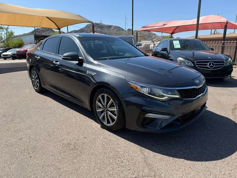 Used 2019 Kia Optima EX w/ EX Premium Package FWD image 3