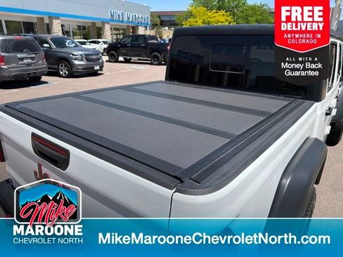 Used 2024 Jeep Gladiator Rubicon w/ Convenience Group AWD/4WD image 7