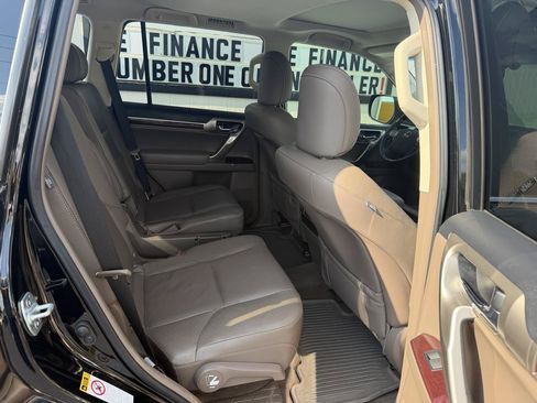 Used 2019 Lexus GX 460 Premium AWD/4WD image 25