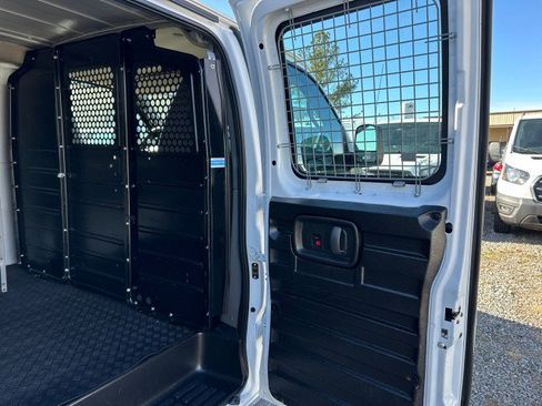 Used 2020 Chevrolet Express 2500 w/ Driver Convenience Package image 22
