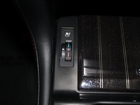 Used 2023 Lexus GX 460 Premium image 35