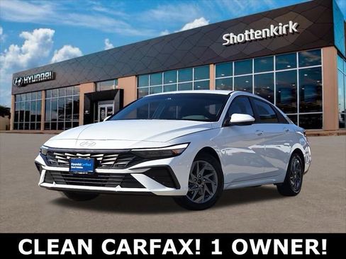 Certified 2024 Hyundai Elantra SEL image 1