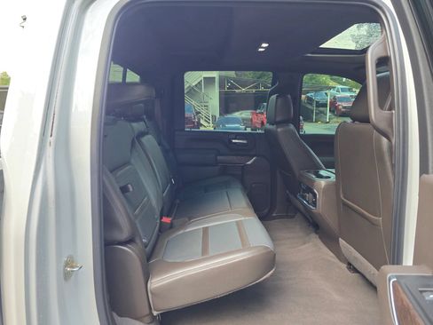 Used 2020 GMC Sierra 2500 Denali w/ Denali Ultimate Package AWD/4WD image 33