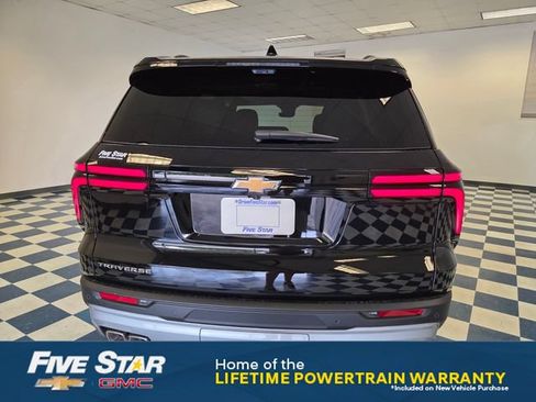 New 2026 Chevrolet Traverse LT w/ Driver Confidence Package FWD image 6