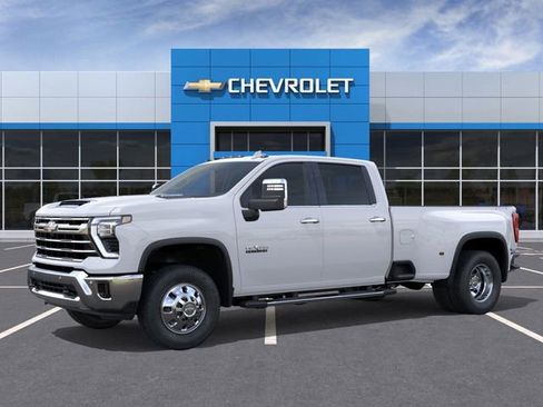 New 2026 Chevrolet Silverado 3500 LTZ image 2