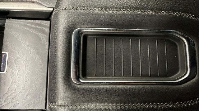 Used 2021 GMC Yukon XL Denali AWD/4WD image 20