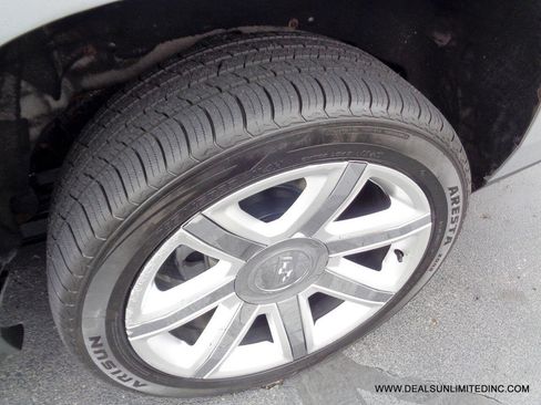 Used 2016 Cadillac Escalade ESV Luxury image 6