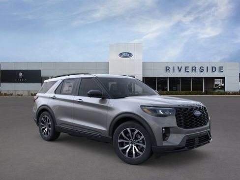 New 2026 Ford Explorer ST-Line image 7