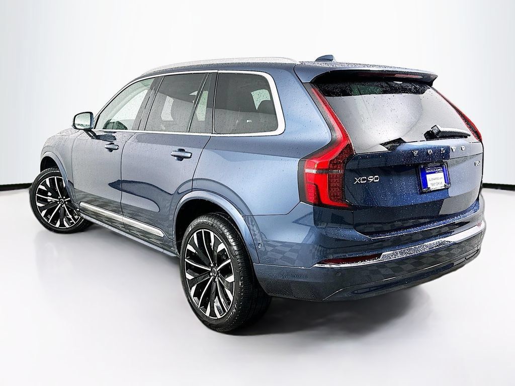 Used 2026 Volvo XC90 B6 Ultra w/ Protection Package AWD/4WD image 6