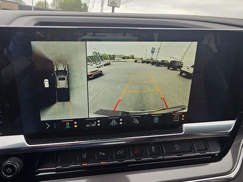 Used 2025 Chevrolet Silverado 2500 High Country w/ High Country Premium Package image 28