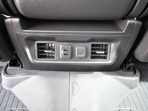 Used 2020 GMC Sierra 1500 SLT w/ Driver Alert Package I RWD image 28