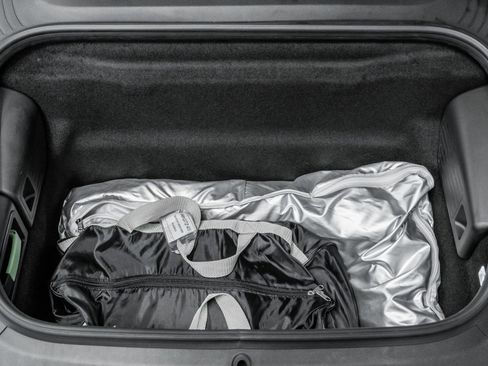 Used 2018 Porsche 911 GT2 RS w/ Weissach Package image 32