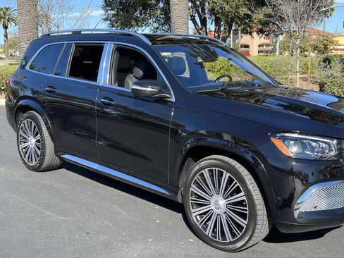 Used 2023 Mercedes-Benz Maybach GLS 600 4MATIC image 53
