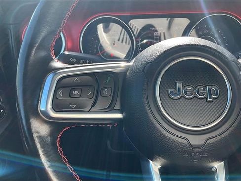 Used 2021 Jeep Wrangler Unlimited Rubicon w/ Dual Top Group AWD/4WD image 23