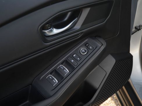 Used 2025 Honda Accord Sport image 14