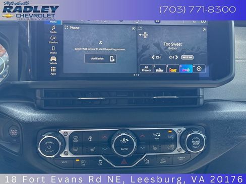 Used 2024 Jeep Wrangler Unlimited Sport AWD/4WD image 17