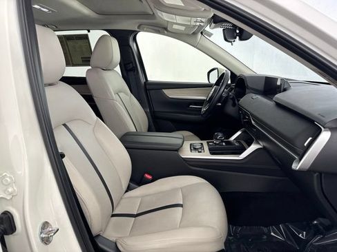Used 2024 MAZDA CX-90 3.3 Turbo w/ Preferred Plus AWD/4WD image 20
