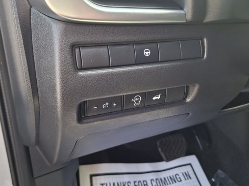 Used 2023 Nissan Rogue SV w/ SV Premium B Package FWD image 10
