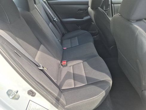 Used 2025 Nissan Sentra SV FWD image 29