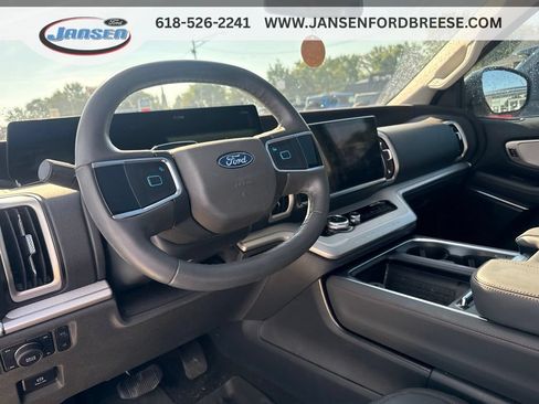 Used 2025 Ford Expedition Max Active AWD/4WD image 15