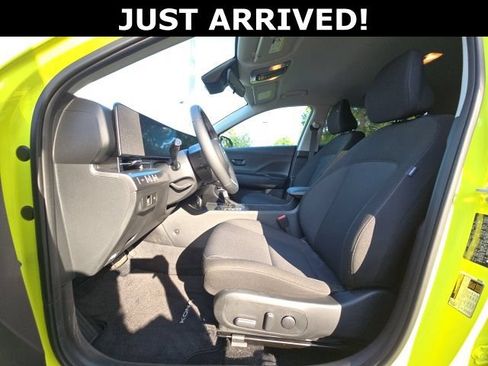 Certified 2024 Hyundai Kona SEL FWD image 9