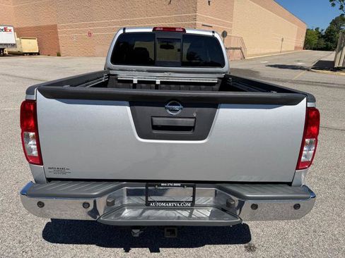 Used 2016 Nissan Frontier SV w/ SV Value Truck Package AWD/4WD image 39