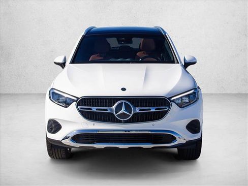 New 2026 Mercedes-Benz GLC 300 4MATIC image 2