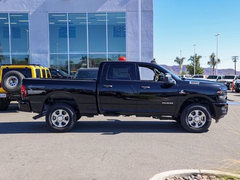 New 2026 RAM 2500 Big Horn AWD/4WD image 3