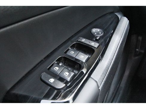 Used 2025 Kia Sportage EX FWD image 20