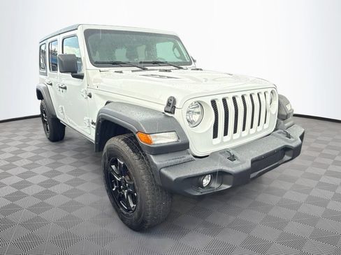 Used 2022 Jeep Wrangler Unlimited Sport AWD/4WD image 4