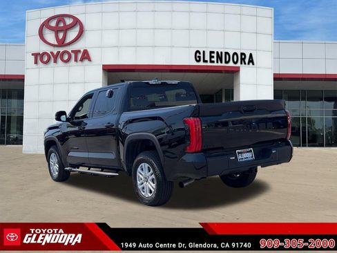 Used 2025 Toyota Tundra SR5 w/ Advanced Technology Package AWD/4WD image 6