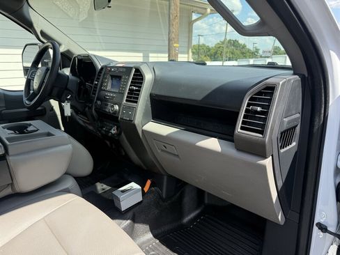 Used 2022 Ford F450 XL w/ Power Equipment Group RWD image 25