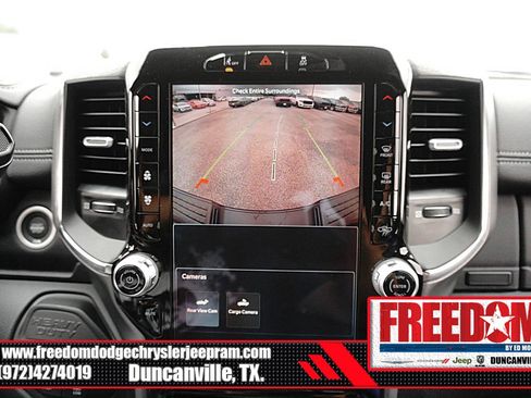 New 2026 RAM 2500 Laramie AWD/4WD image 21