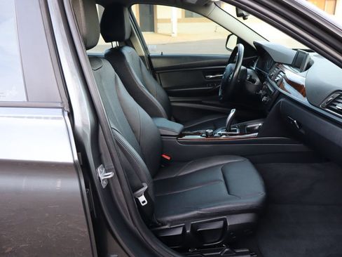 Used 2014 BMW 320i xDrive Sedan image 22