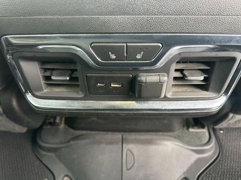 Used 2023 GMC Sierra 2500 AT4 w/ AT4 Premium Plus Package image 17