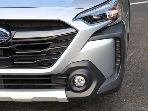 Used 2024 Subaru Outback Limited AWD/4WD image 20