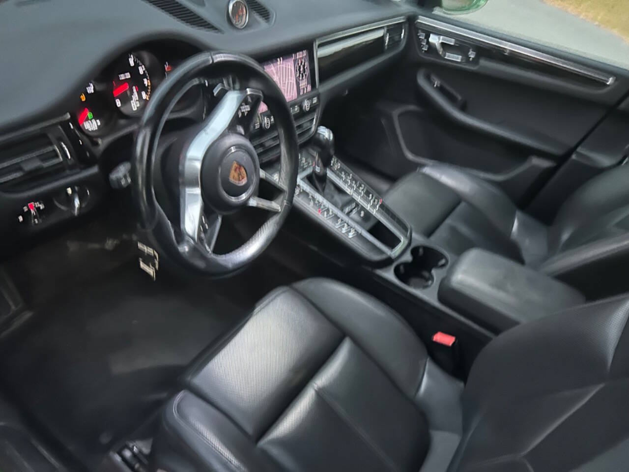 Used 2019 Porsche Macan AWD/4WD image 26