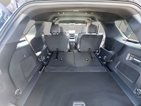 New 2026 Ford Explorer ST-Line AWD/4WD image 9