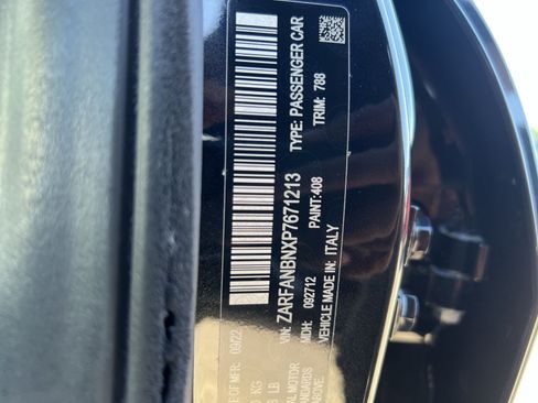 Used 2023 Alfa Romeo Giulia Estrema AWD/4WD image 38