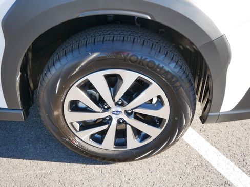 Certified 2025 Subaru Outback Premium image 15