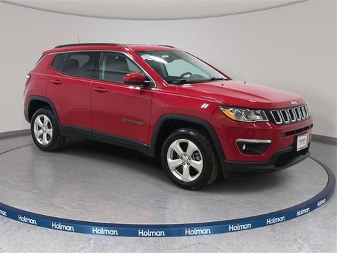 Used 2020 Jeep Compass Latitude image 4