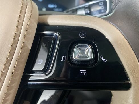 Used 2022 Lincoln Aviator Reserve w/ Elements Package Plus image 11