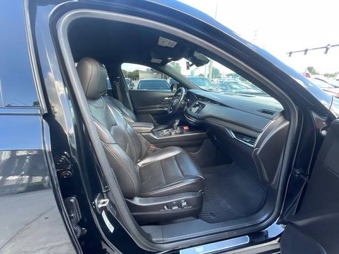 Used 2019 Cadillac XT4 Sport AWD/4WD image 15